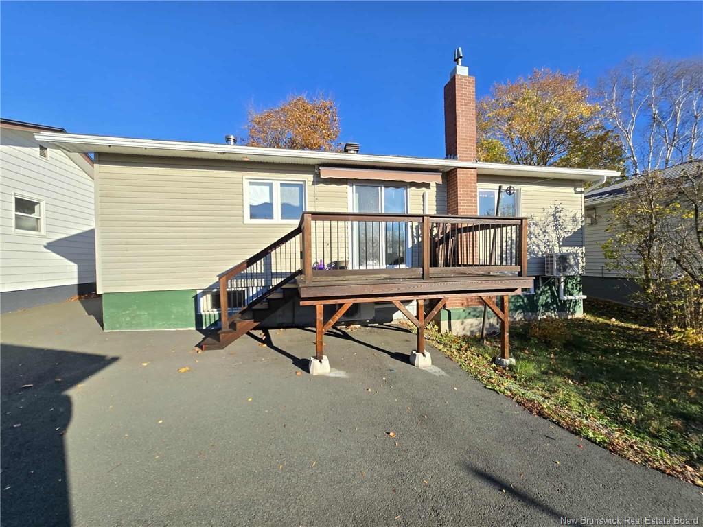 780 Donald St, Bathurst, NB