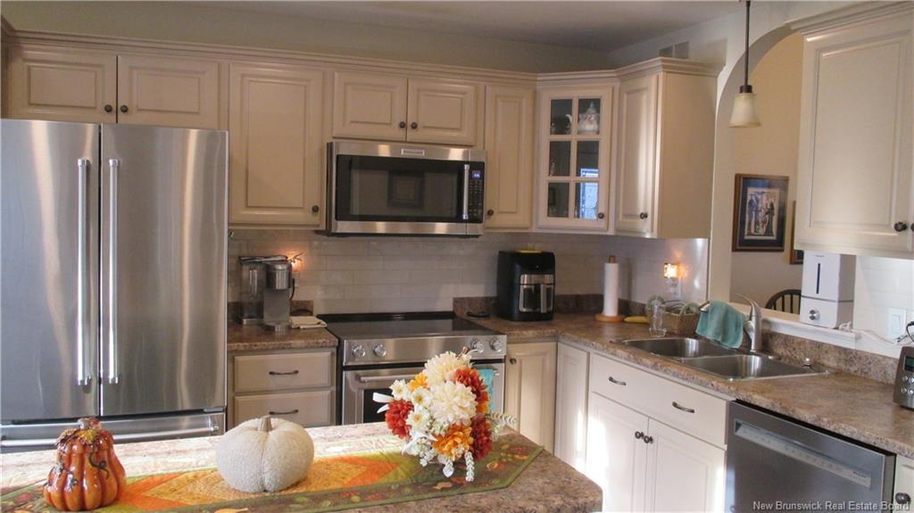 109 Amberly Crt, Riverview, NB