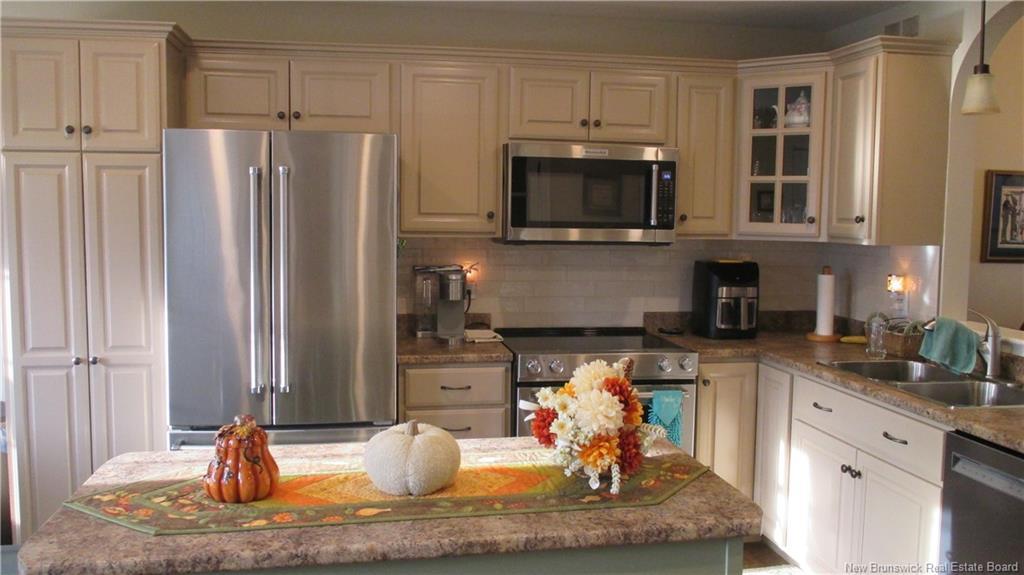 109 Amberly Crt, Riverview, NB