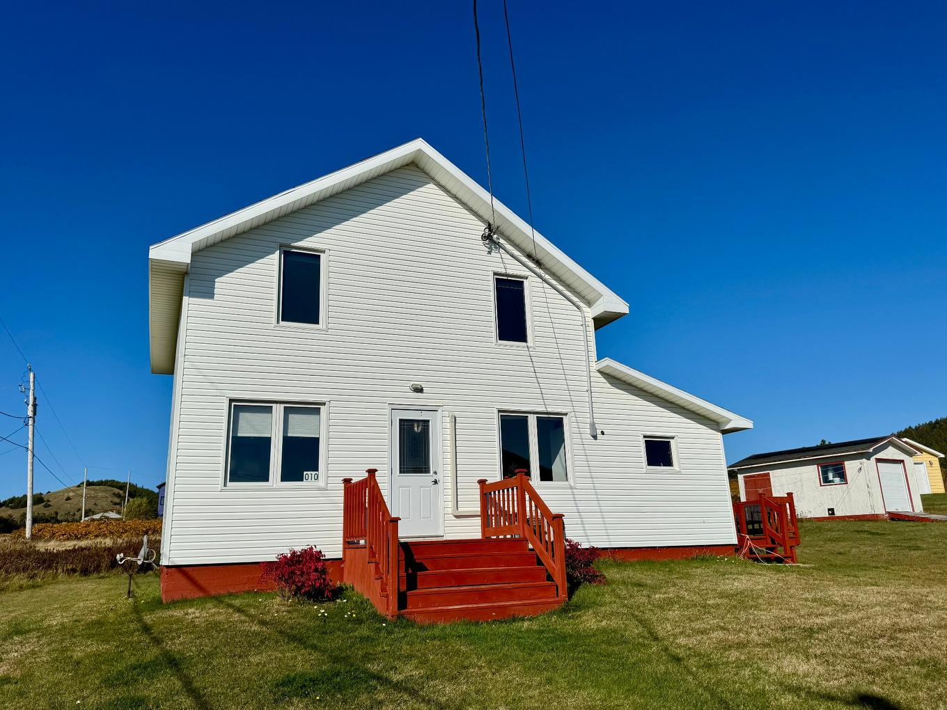 Frontage - 10 Ch. Deveau, Les Îles-De-La-Madeleine, QC - Outdoor With Exterior