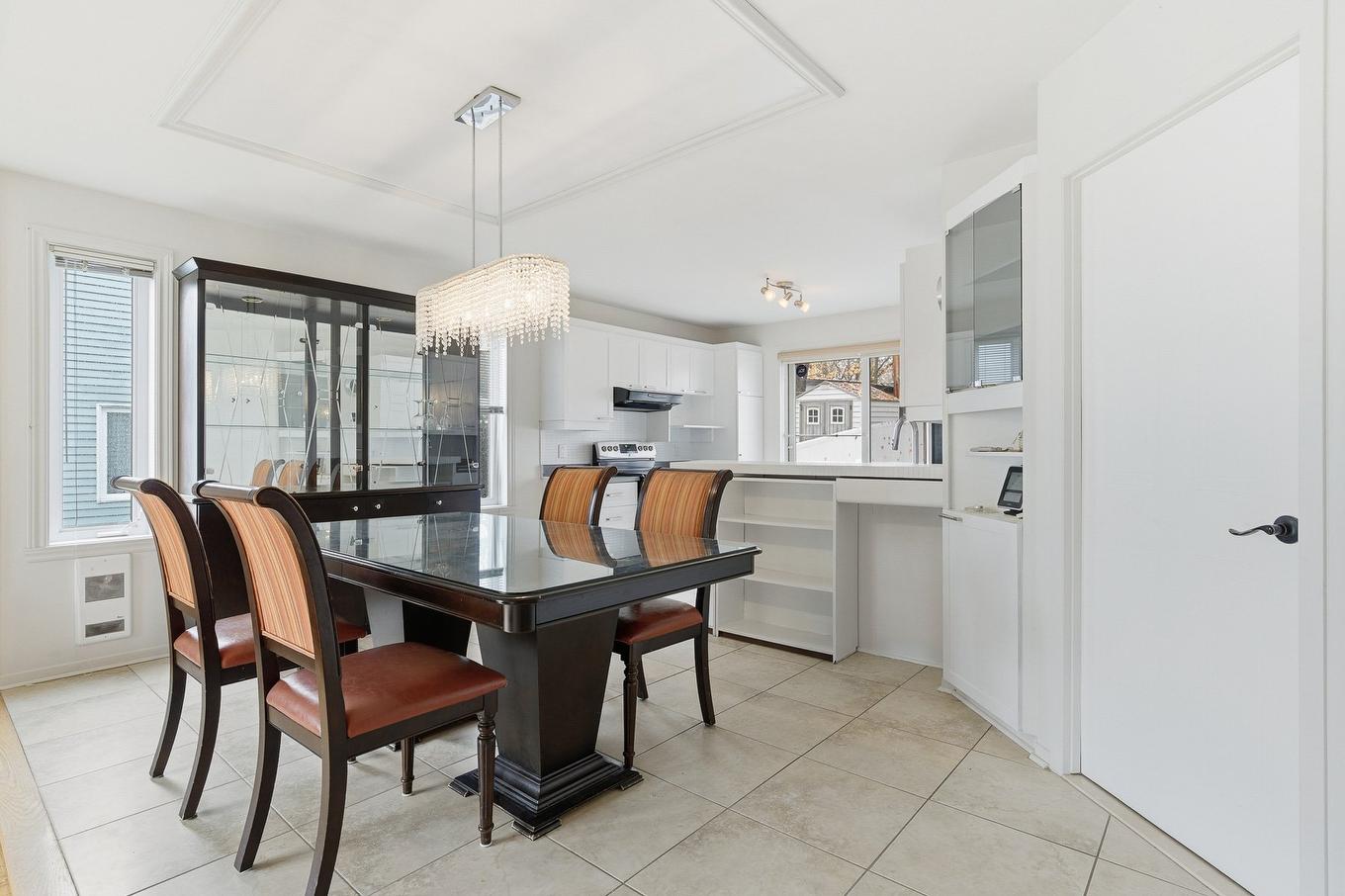Dining room - 44 Boul. De La Salette, Saint-Jérôme, QC - Indoor Photo Showing Dining Room