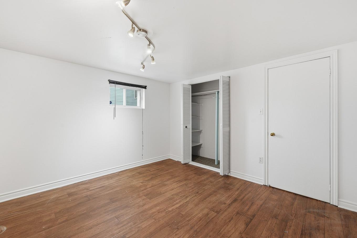 Bedroom - 44 Boul. De La Salette, Saint-Jérôme, QC - Indoor Photo Showing Other Room