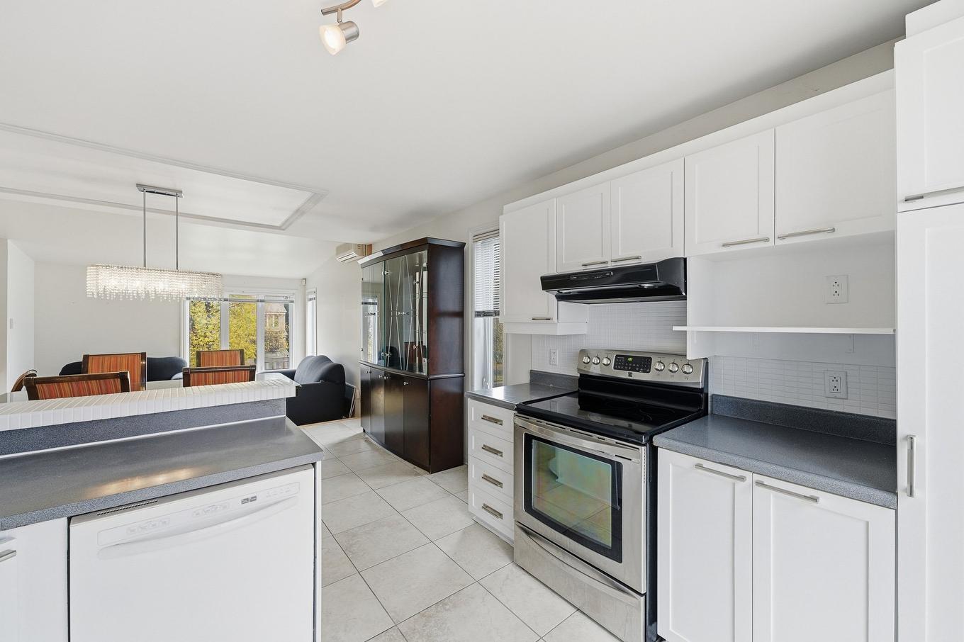 Kitchen - 44 Boul. De La Salette, Saint-Jérôme, QC - Indoor Photo Showing Kitchen