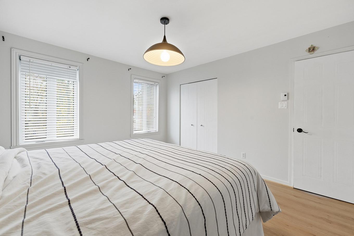 Bedroom - 44 Boul. De La Salette, Saint-Jérôme, QC - Indoor Photo Showing Bedroom