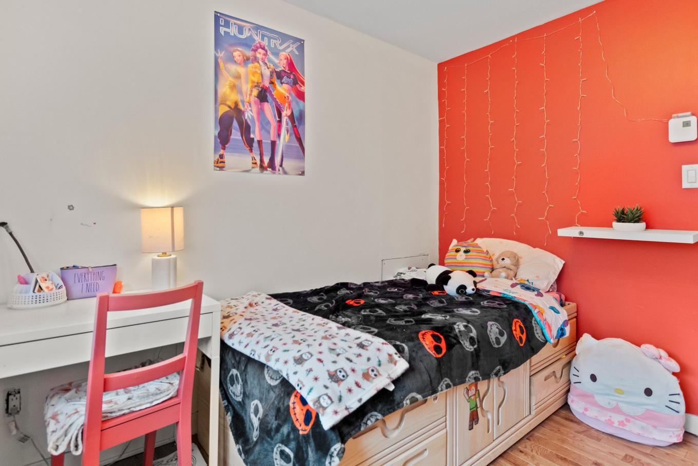 Chambre à coucher - 200 Rg St-Étienne, Saint-Placide, QC - Indoor Photo Showing Bedroom