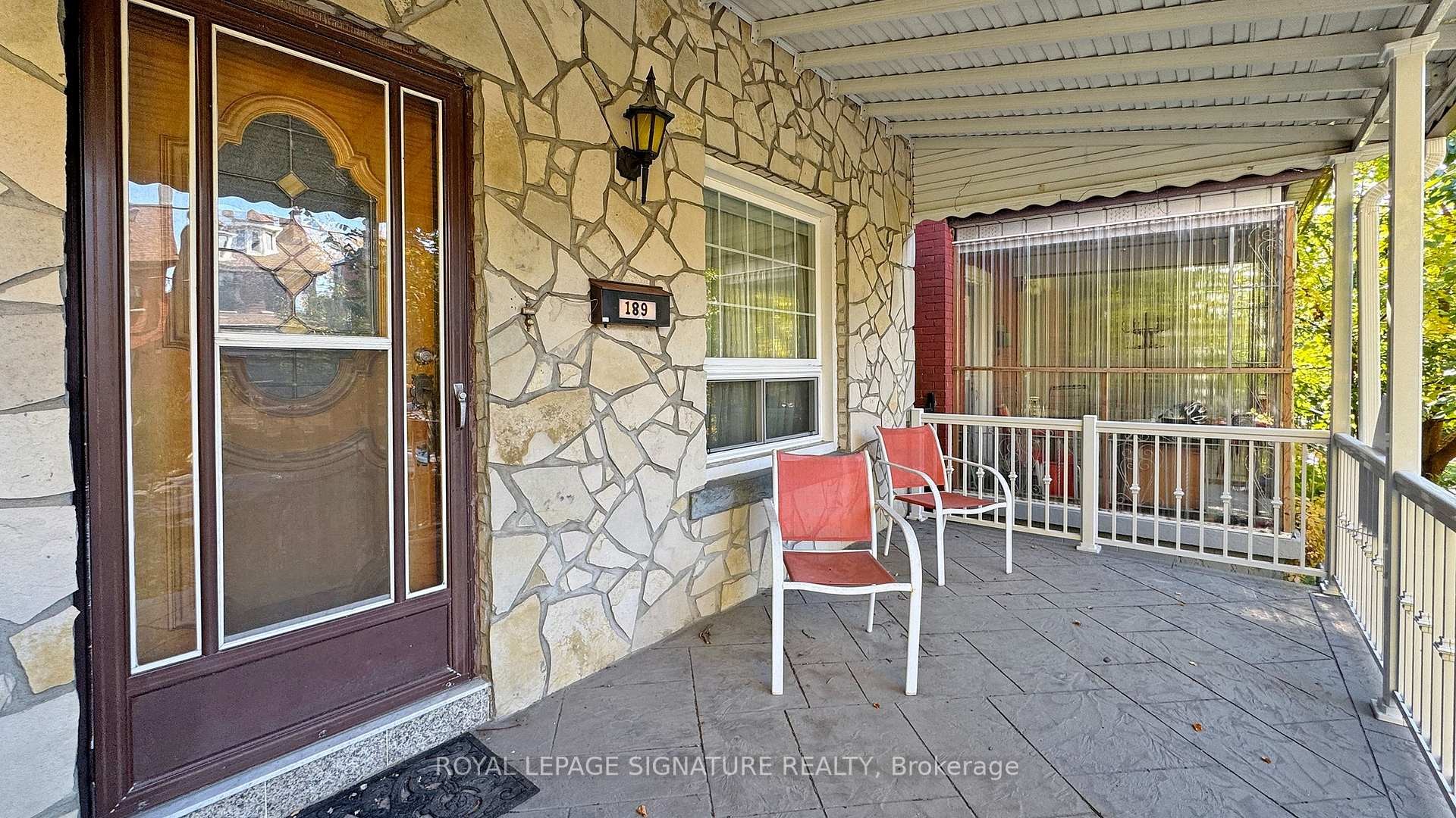 Upper-189 Beatrice Street, Toronto, ON - Outdoor With Exterior