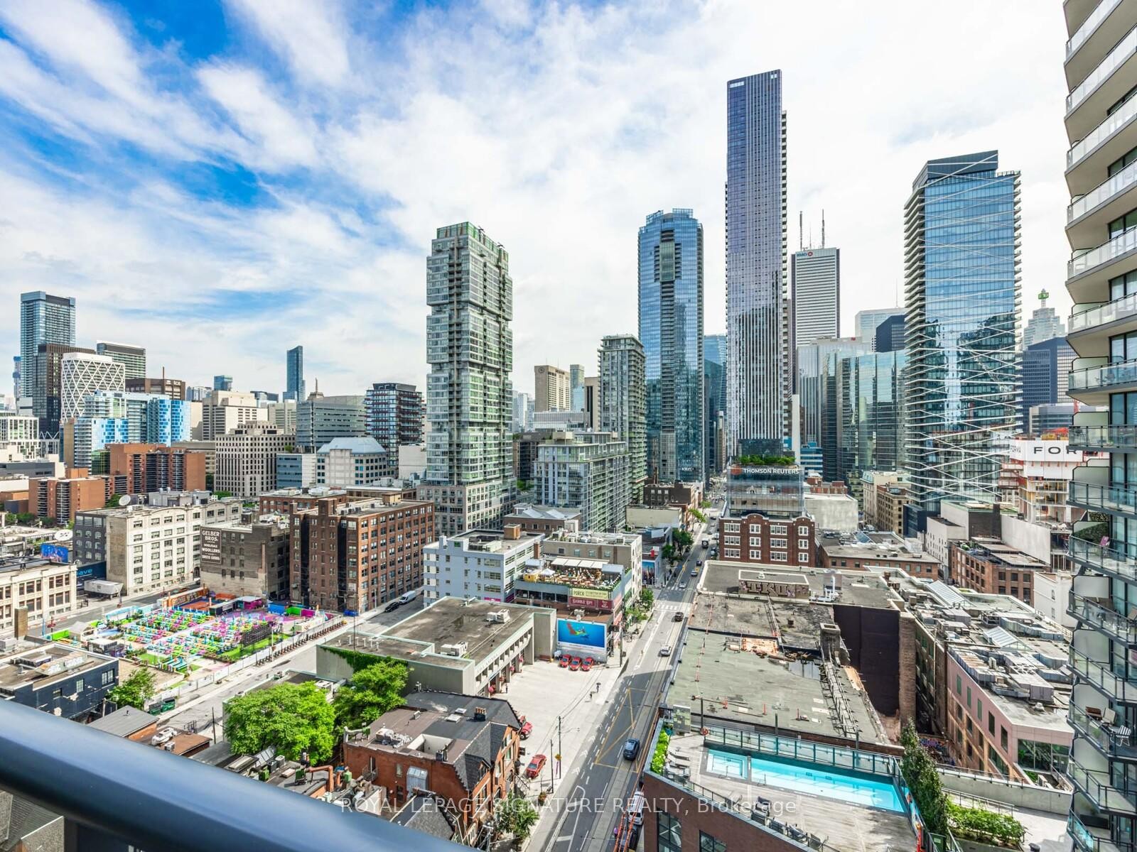 1804-295 Adelaide Street W, Toronto, ON - Outdoor With View