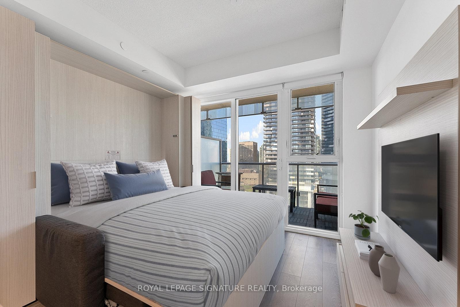 1509-15 Lower Jarvis Street, Toronto, ON - Indoor Photo Showing Bedroom