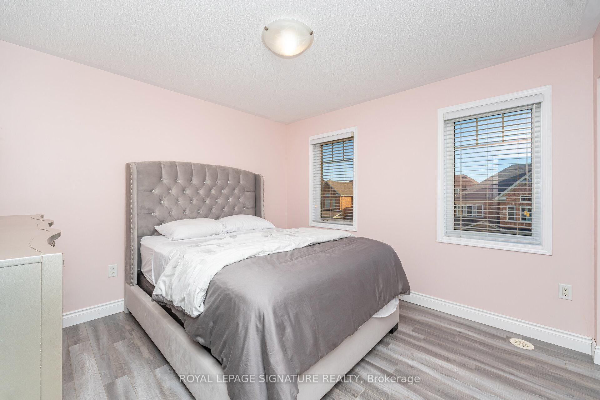 6 Baby Pointe Trail, Brampton, ON - Indoor Photo Showing Bedroom