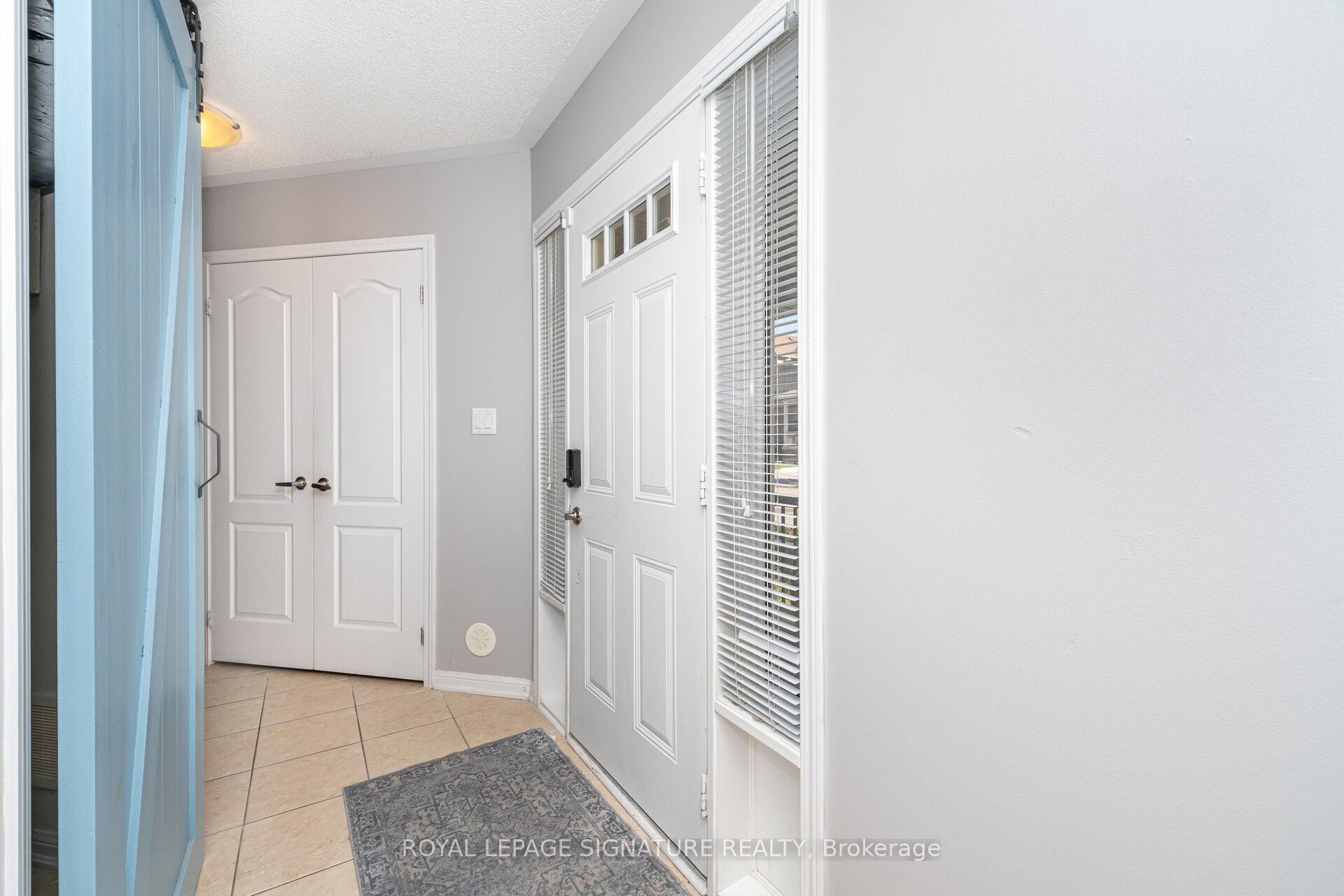 6 Baby Pointe Trail, Brampton, ON - Indoor Photo Showing Other Room