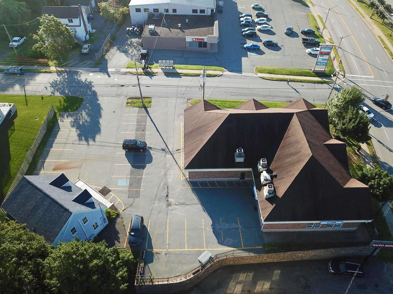 1 Pinehill Drive, Lower Sackville, NS