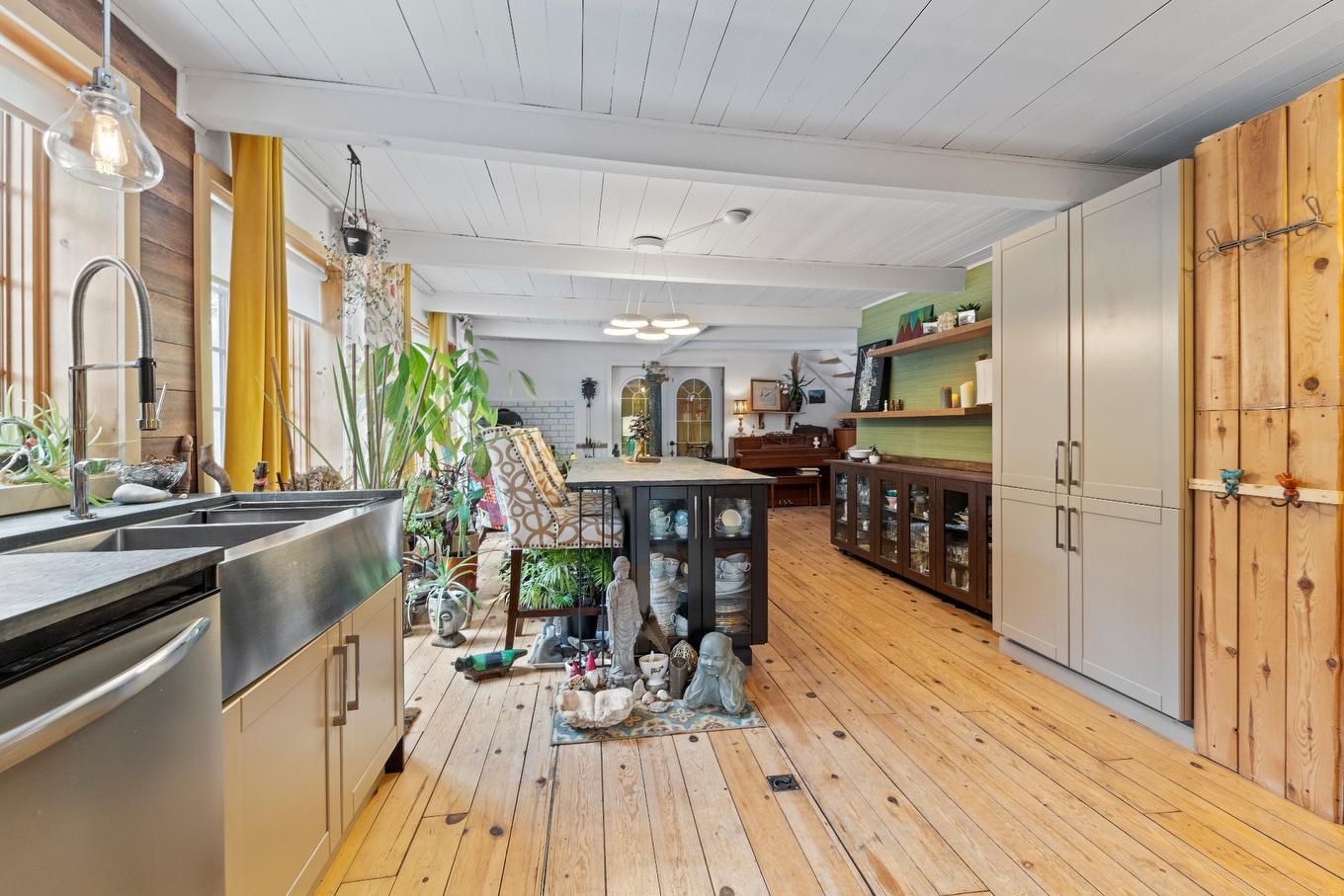 Cuisine - 1595 Ch. Du Lac-Des-Becs-Scie O., Saint-Sauveur, QC - Indoor