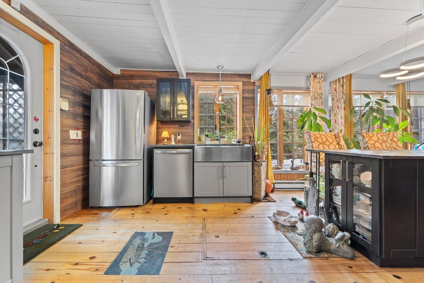 Cuisine - 1595 Ch. Du Lac-Des-Becs-Scie O., Saint-Sauveur, QC - Indoor