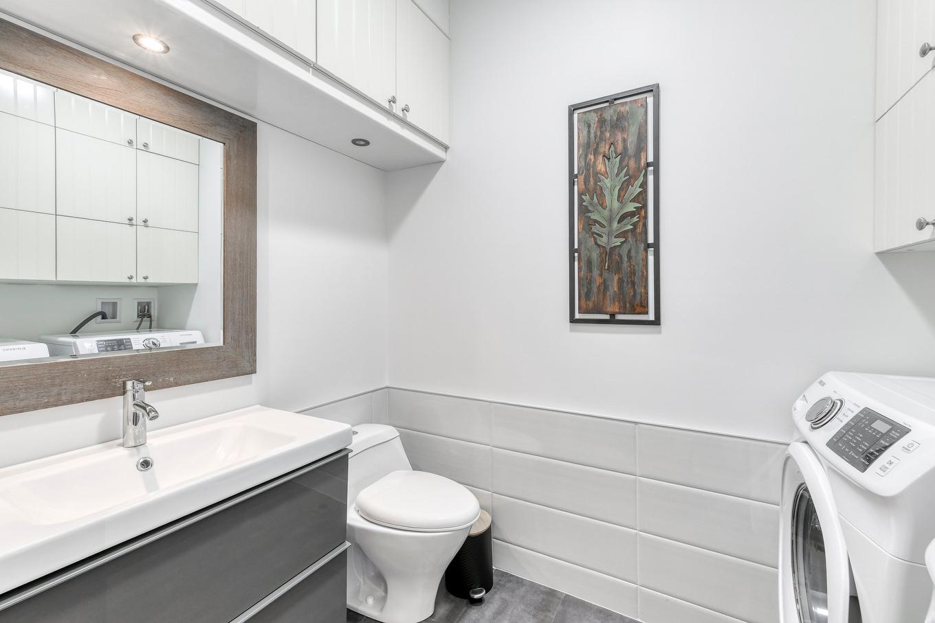 Salle d'eau - 1883 Rue Honoré-Beaugrand, Montréal (Mercier/Hochelaga-Maisonneuve), QC - Indoor