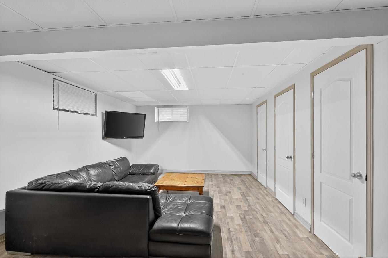 Salle familiale - 21 Ch. Guindon, Lochaber-Partie-Ouest, QC - Indoor