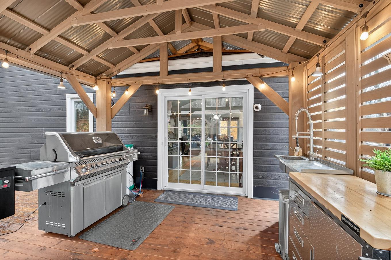 Extérieur - 21 Ch. Guindon, Lochaber-Partie-Ouest, QC -