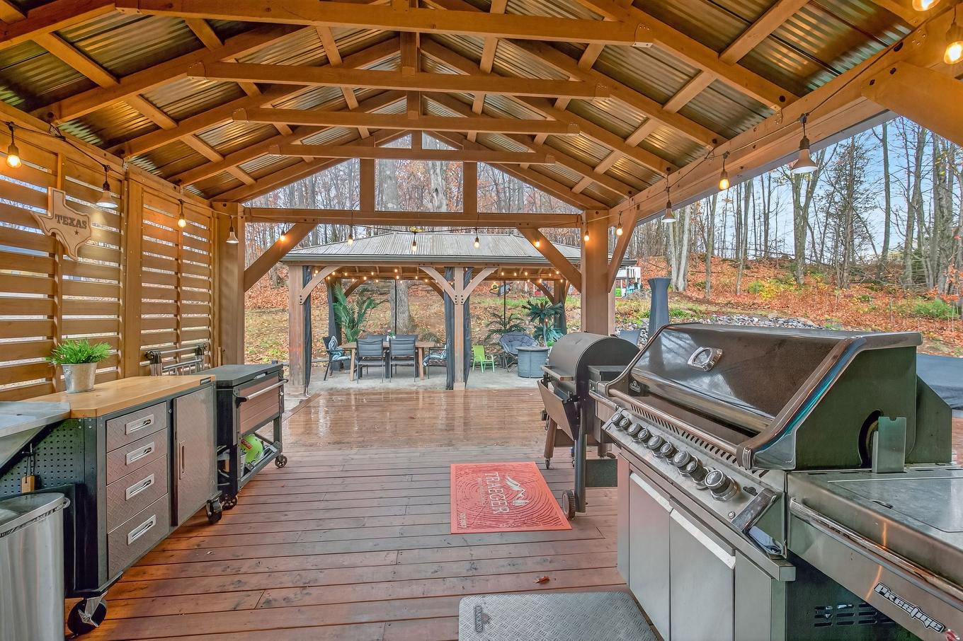 Extérieur - 21 Ch. Guindon, Lochaber-Partie-Ouest, QC - With Exterior