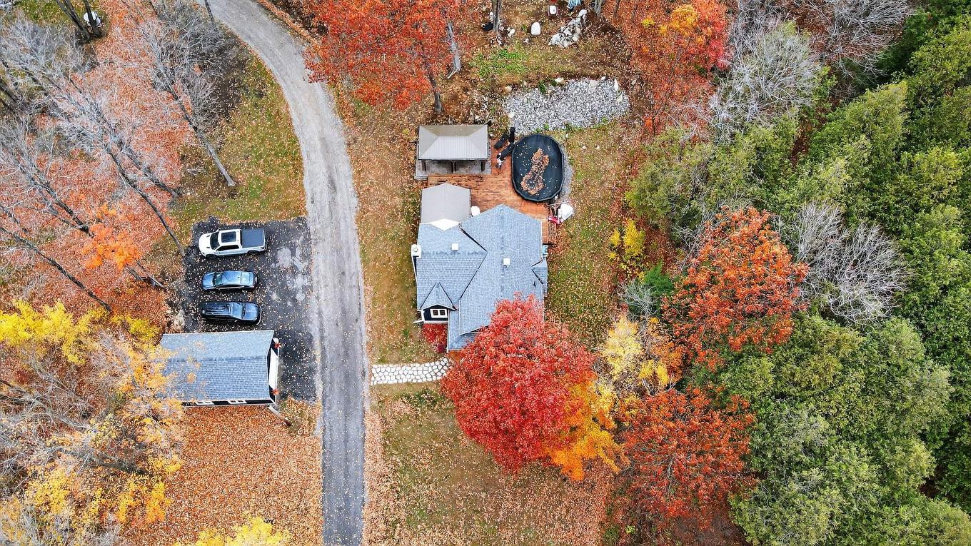 Photo aérienne - 21 Ch. Guindon, Lochaber-Partie-Ouest, QC - Outdoor