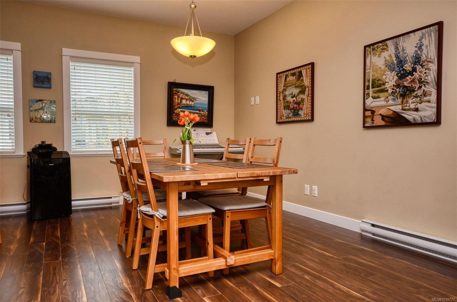 992 Dunford Ave, Langford, BC