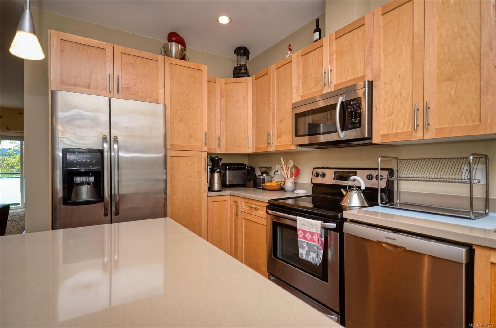 992 Dunford Ave, Langford, BC