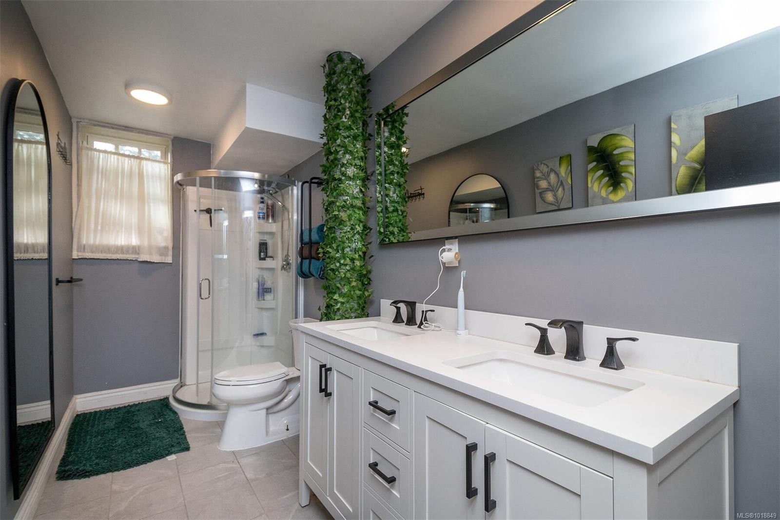 285 Polegate Rd, Qualicum Beach, BC