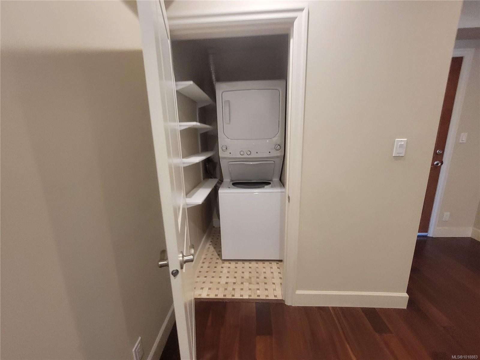 205-2006 Troon Crt, Langford, BC - Indoor Photo Showing Laundry Room