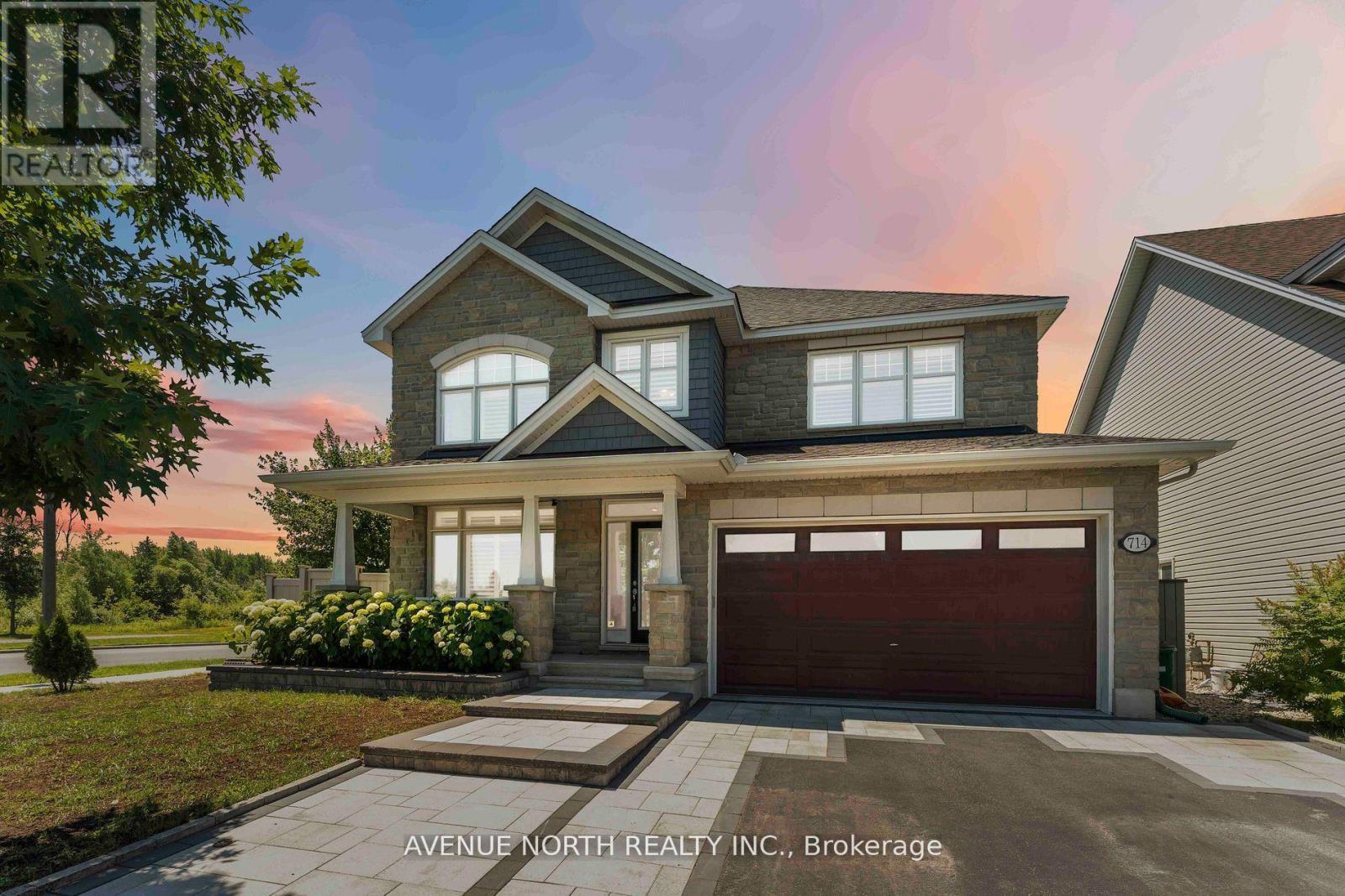 714 Bunchberry Way, Ottawa, ON - Outdoor With Facade