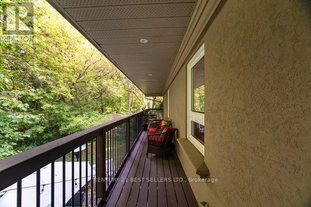 1595 Calverton Court, Mississauga, ON - Outdoor With Exterior