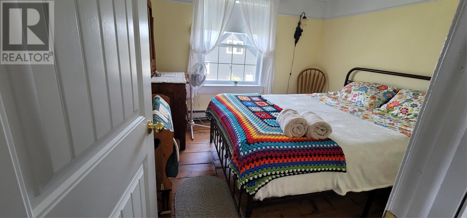 9 Quay Road, Cupids, NL - Indoor