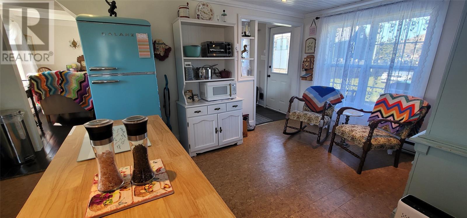 9 Quay Road, Cupids, NL - Indoor