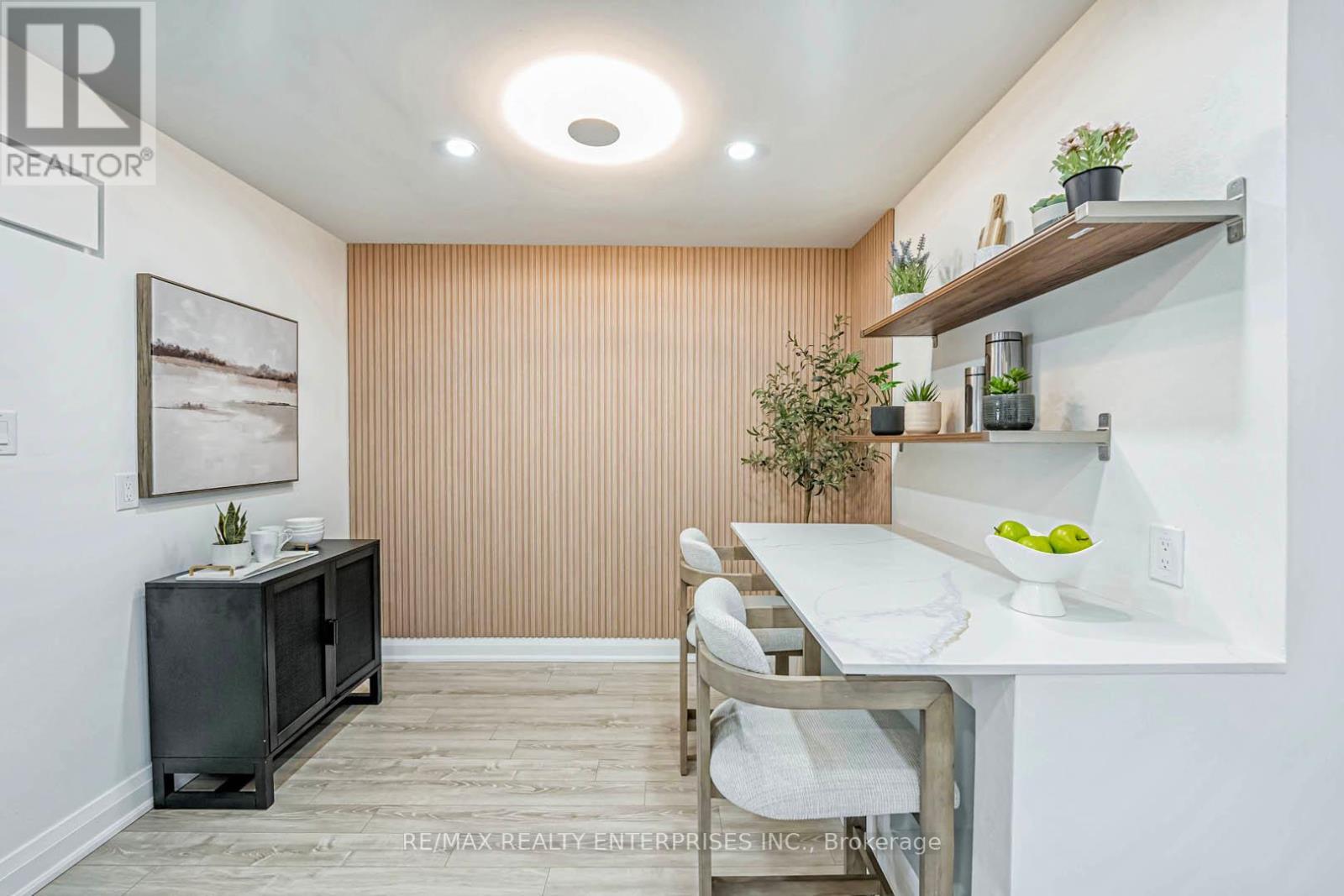 37 - 6679 Shelter Bay Road, Mississauga, ON - Indoor Photo Showing Other Room