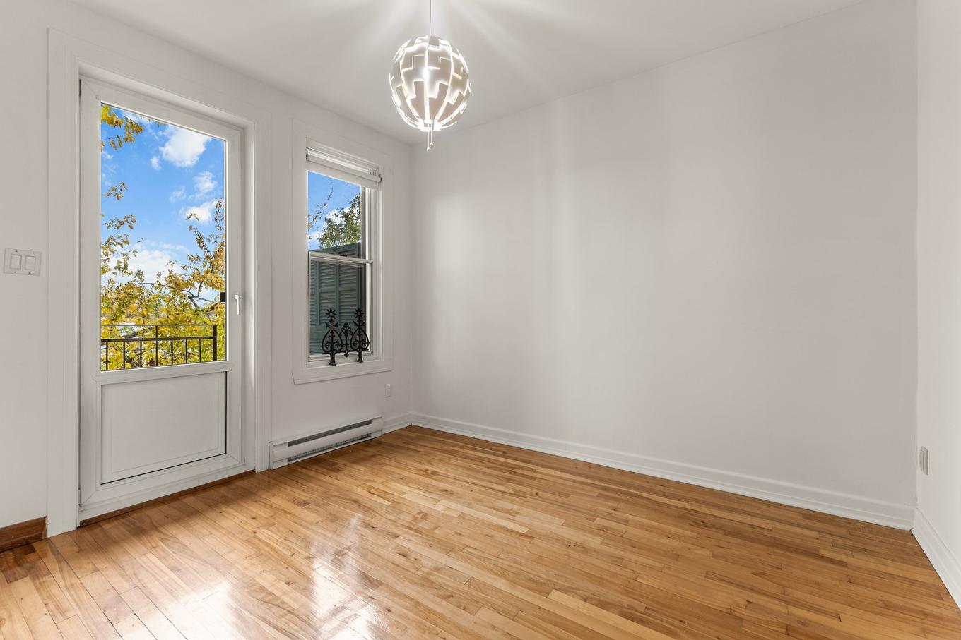 Chambre à coucher - 4303 Rue Chapleau, Montréal (Le Plateau-Mont-Royal), QC - Indoor Photo Showing Other Room