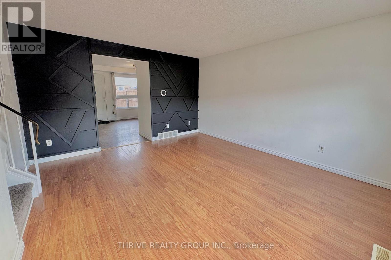 80 - 40 Tiffany Drive, London East (East I), ON - Indoor Photo Showing Other Room