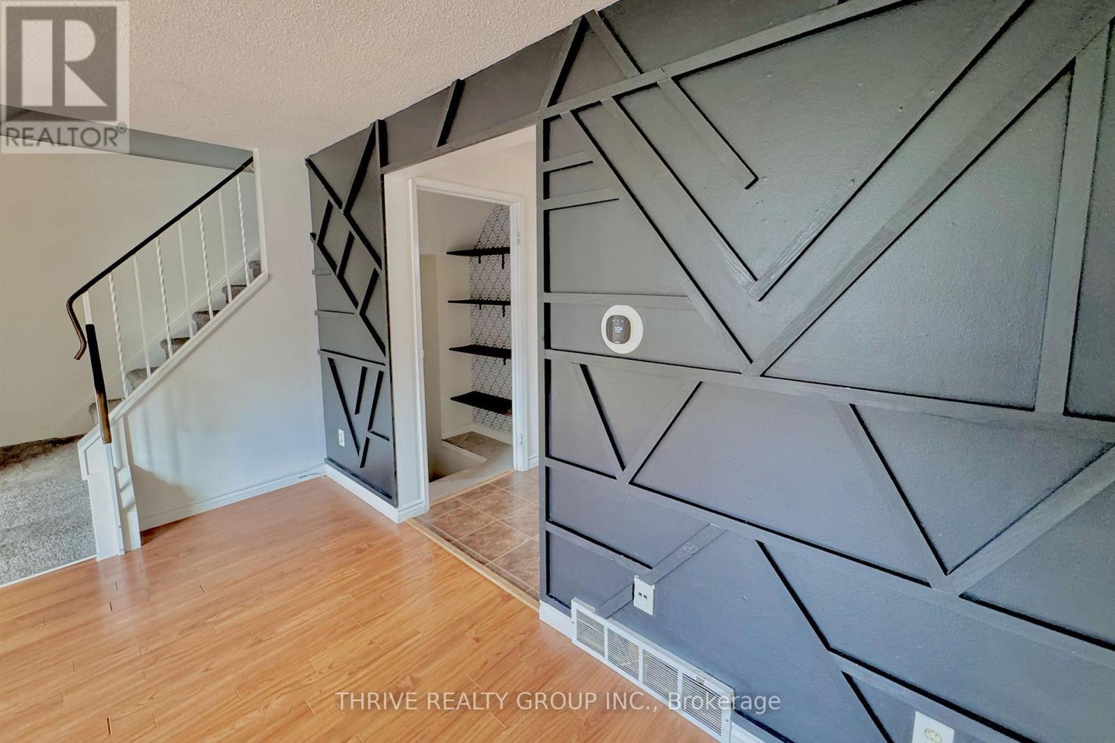 80 - 40 Tiffany Drive, London East (East I), ON - Indoor Photo Showing Other Room