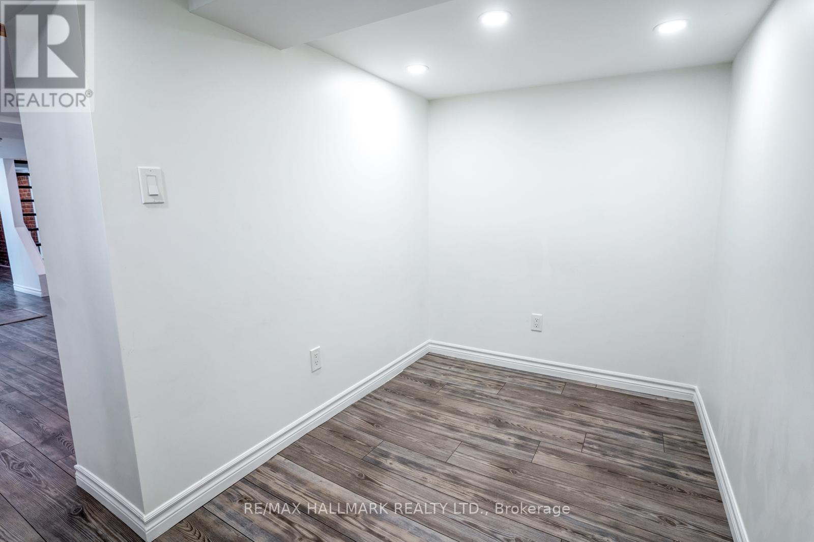 47 Hazelwood Avenue, Toronto, ON - Indoor Photo Showing Other Room