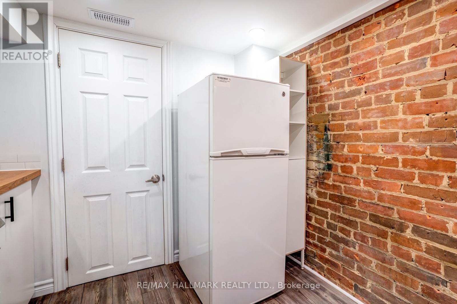 47 Hazelwood Avenue, Toronto, ON - Indoor Photo Showing Other Room