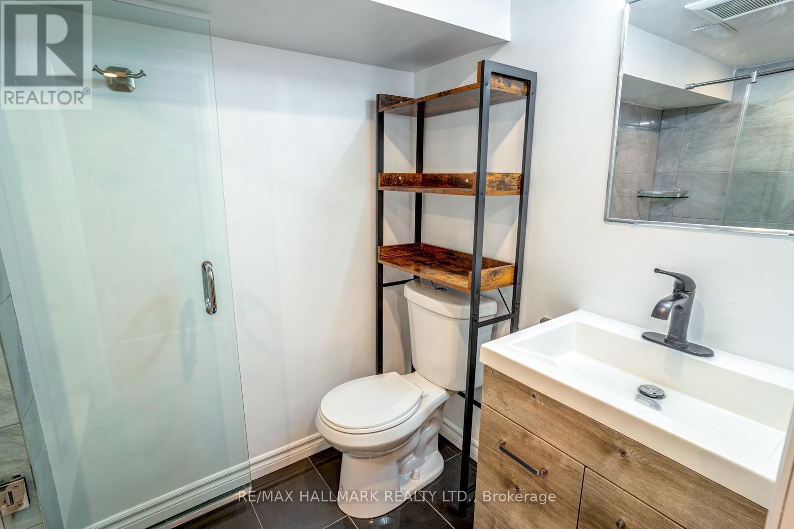 47 Hazelwood Avenue, Toronto, ON - Indoor Photo Showing Bathroom