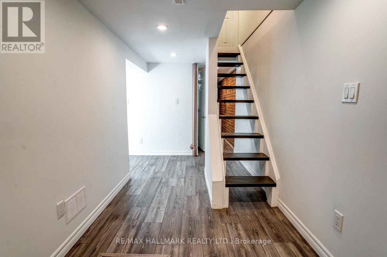 47 Hazelwood Avenue, Toronto, ON - Indoor Photo Showing Other Room