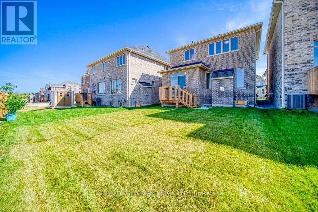 1350 Davis Loop, Innisfil, ON - Outdoor