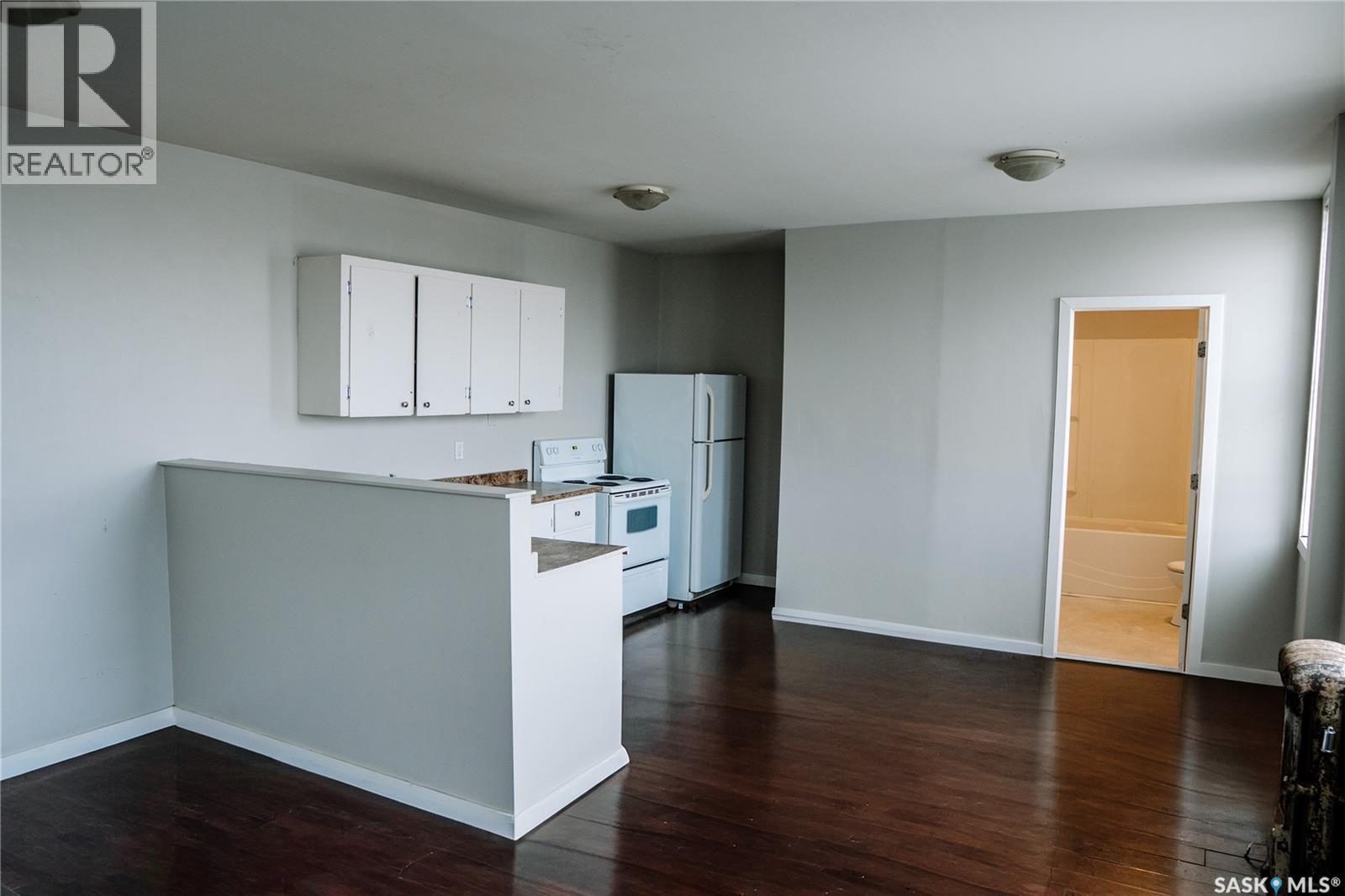 1174 Albert Street, Regina, SK - Indoor Photo Showing Kitchen