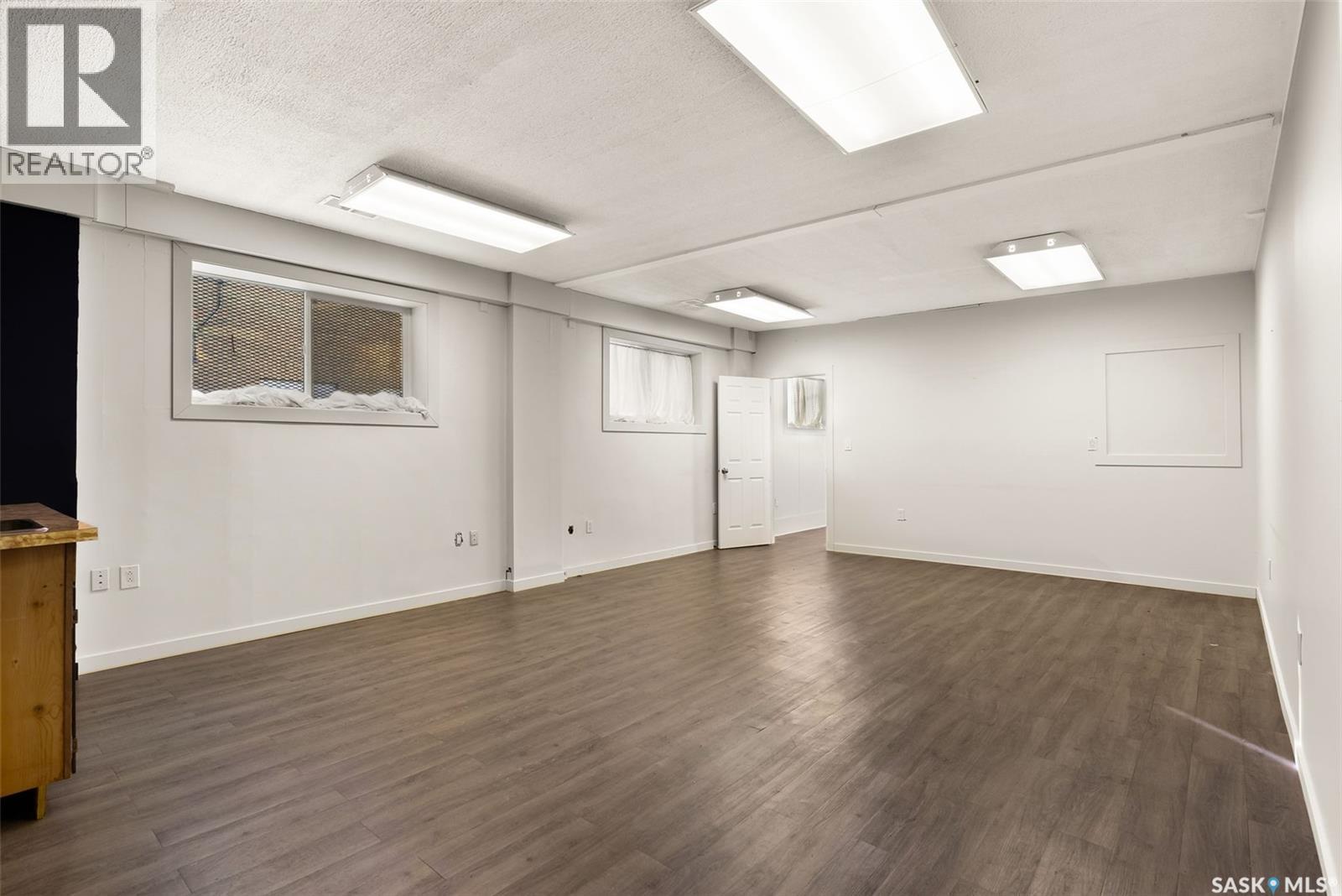 1174 Albert Street, Regina, SK - Indoor