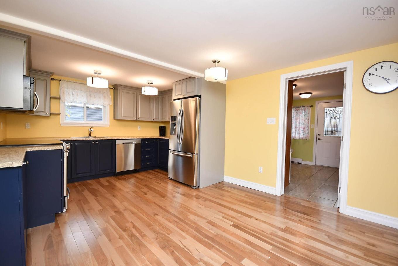 12 Provost Street, Dartmouth, NS