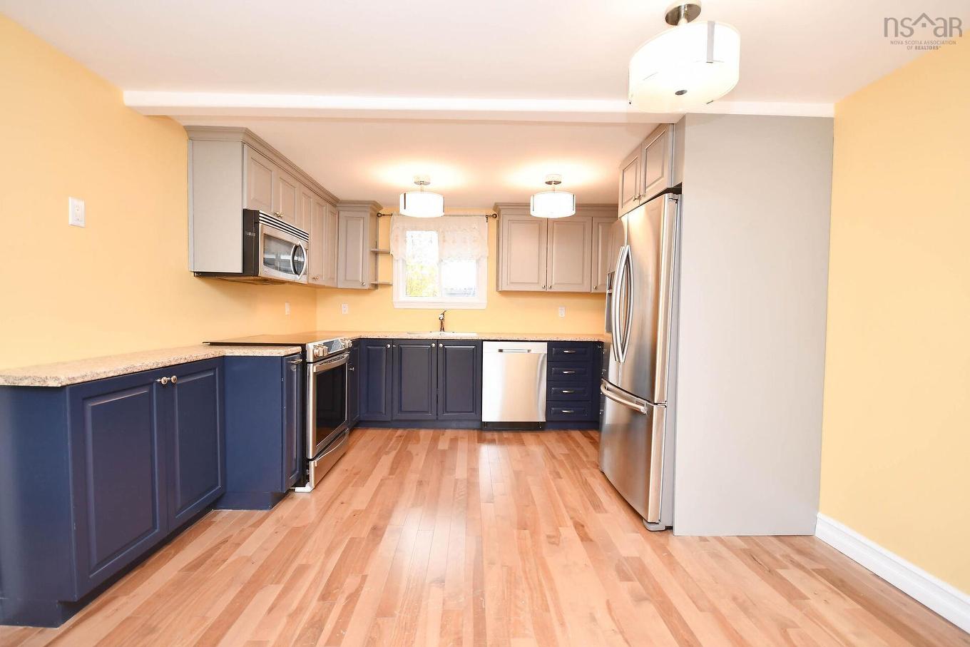 12 Provost Street, Dartmouth, NS