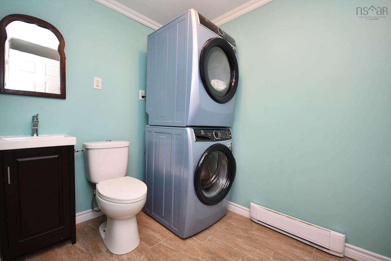 12 Provost Street, Dartmouth, NS