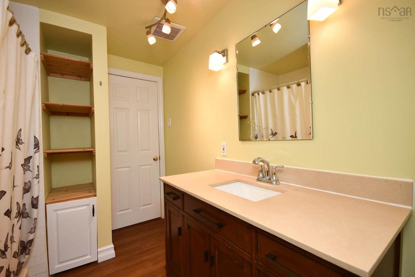 12 Provost Street, Dartmouth, NS