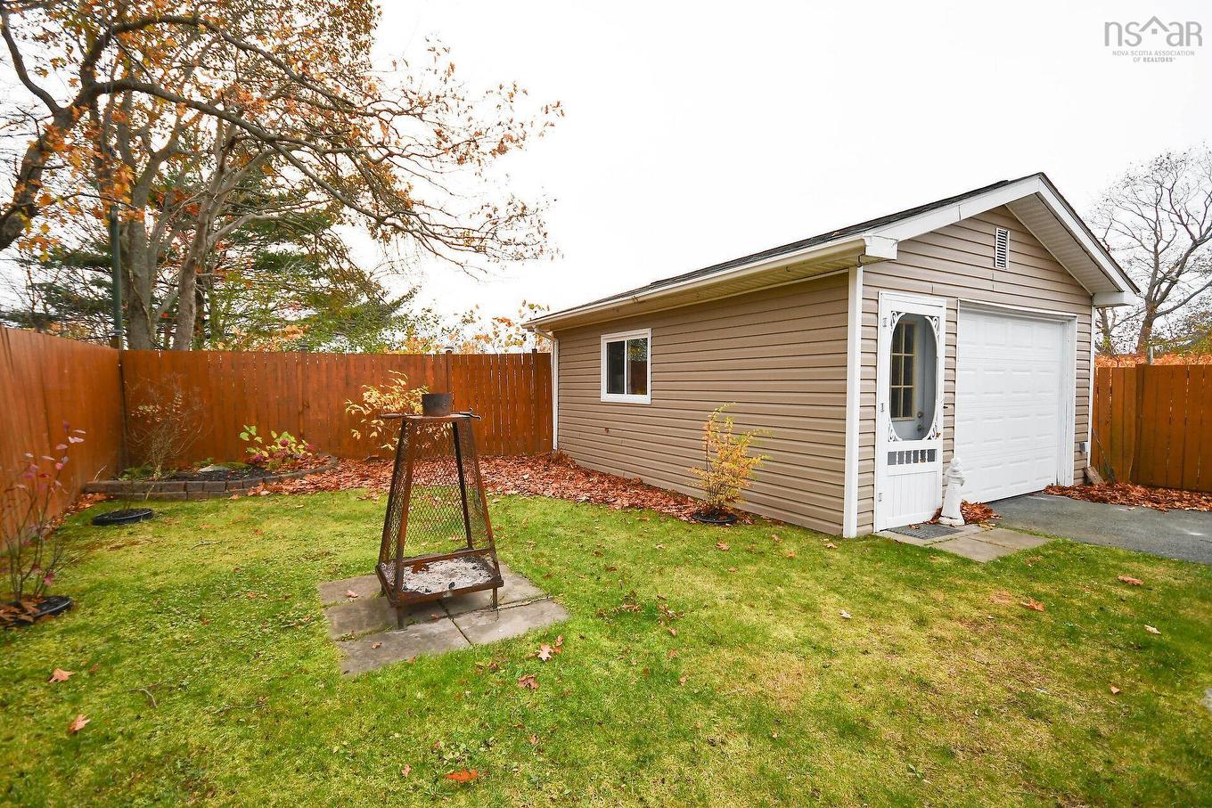 12 Provost Street, Dartmouth, NS