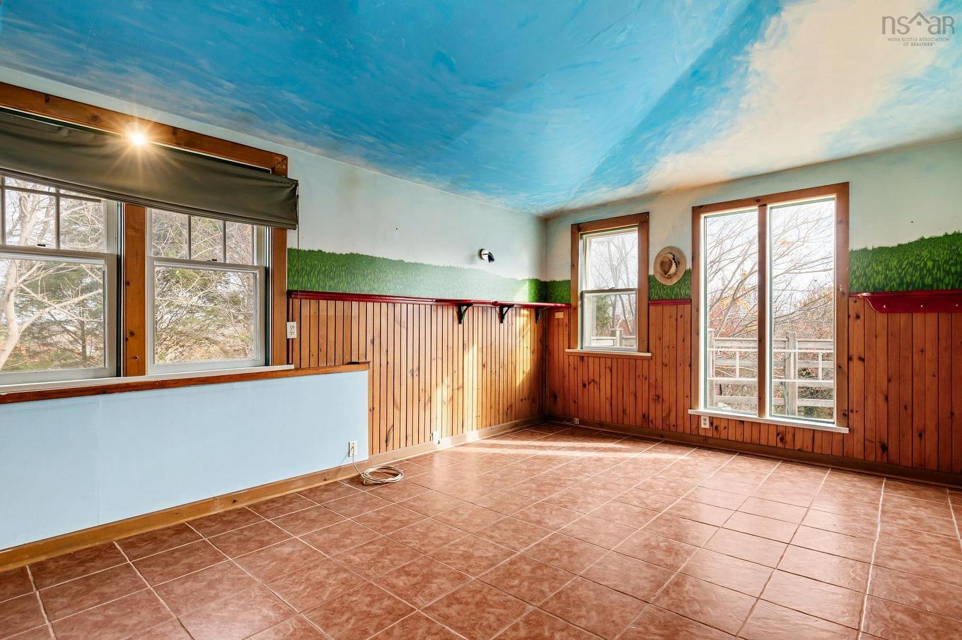 17 Idlewylde Road, Halifax, NS