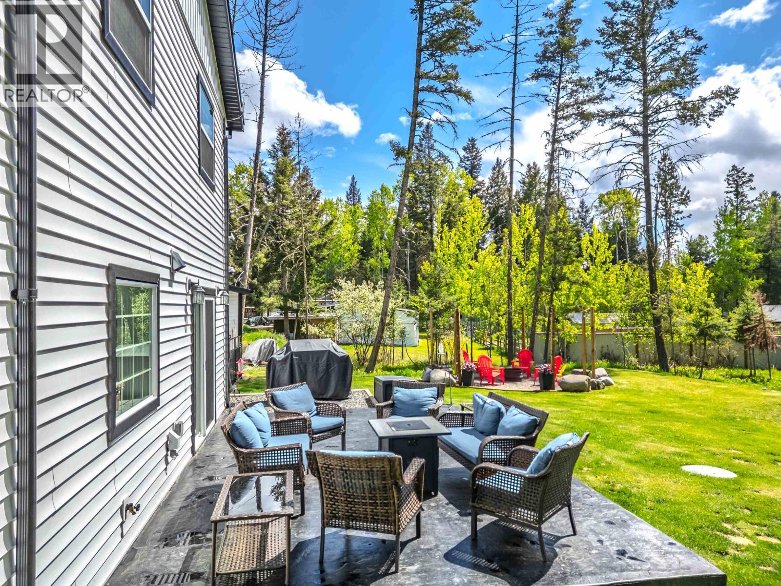 4908 Kitwanga Drive, 108 Mile Ranch, BC - Outdoor