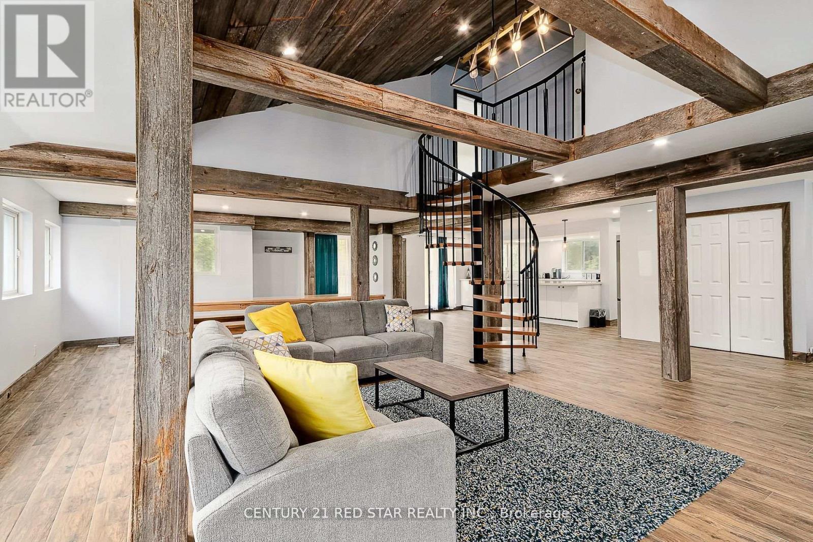 112 Nordic Road, Blue Mountains, ON - Indoor Photo Showing Other Room