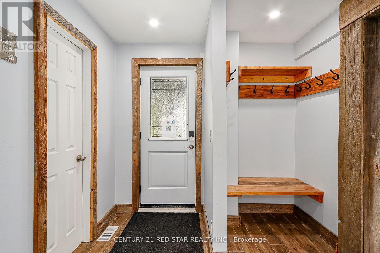 112 Nordic Road, Blue Mountains, ON - Indoor Photo Showing Other Room